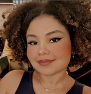 Retrato de Adriana D'Almeida, advogada.